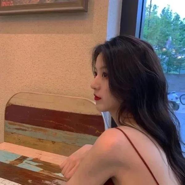瞬间